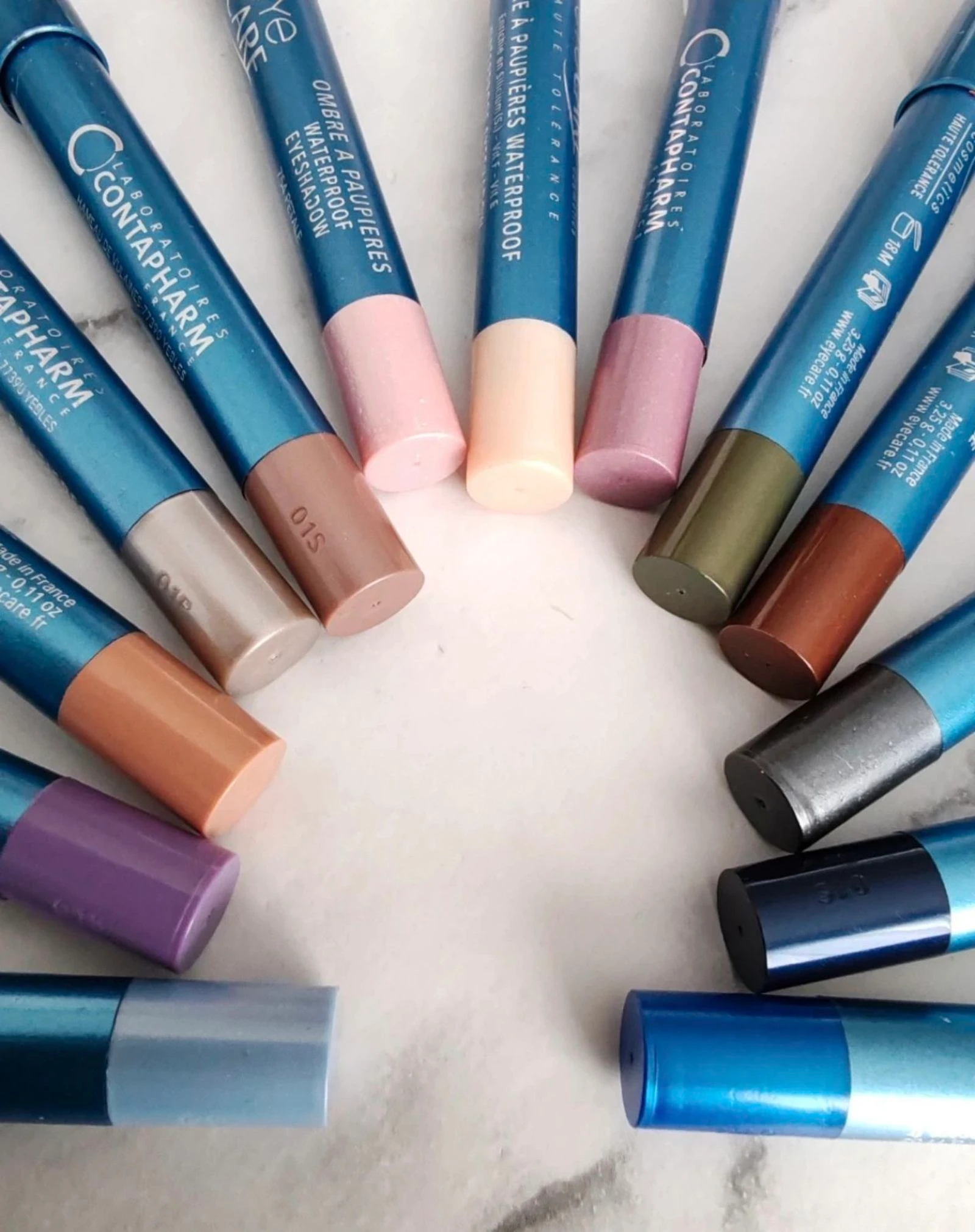 Lot 13 ombres a paupières waterproof EyeCare – photo 2